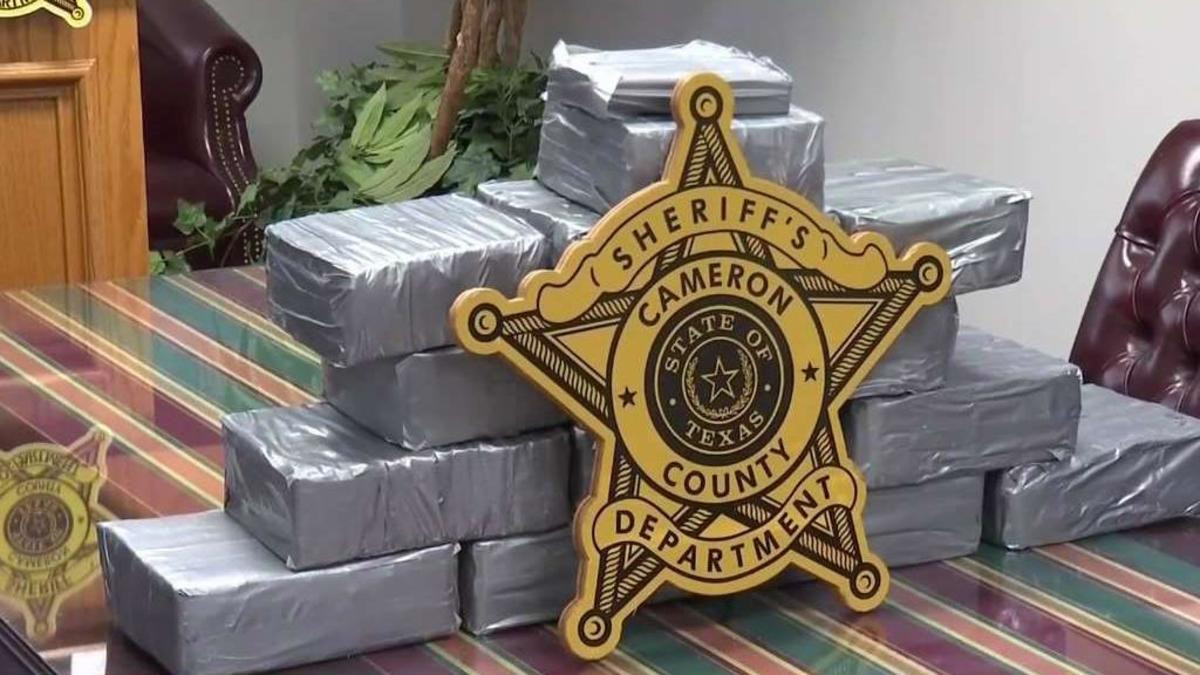 Arrestan a dos mujeres en Brownsville por presunto lavado de dinero