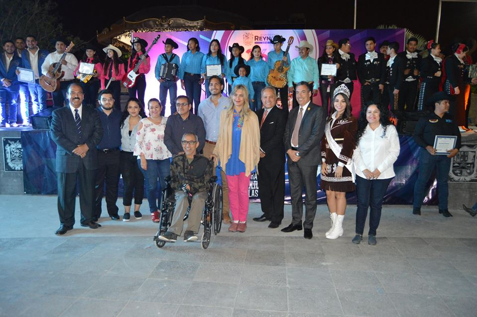 Realizan homenaje a Cornelio Reyna