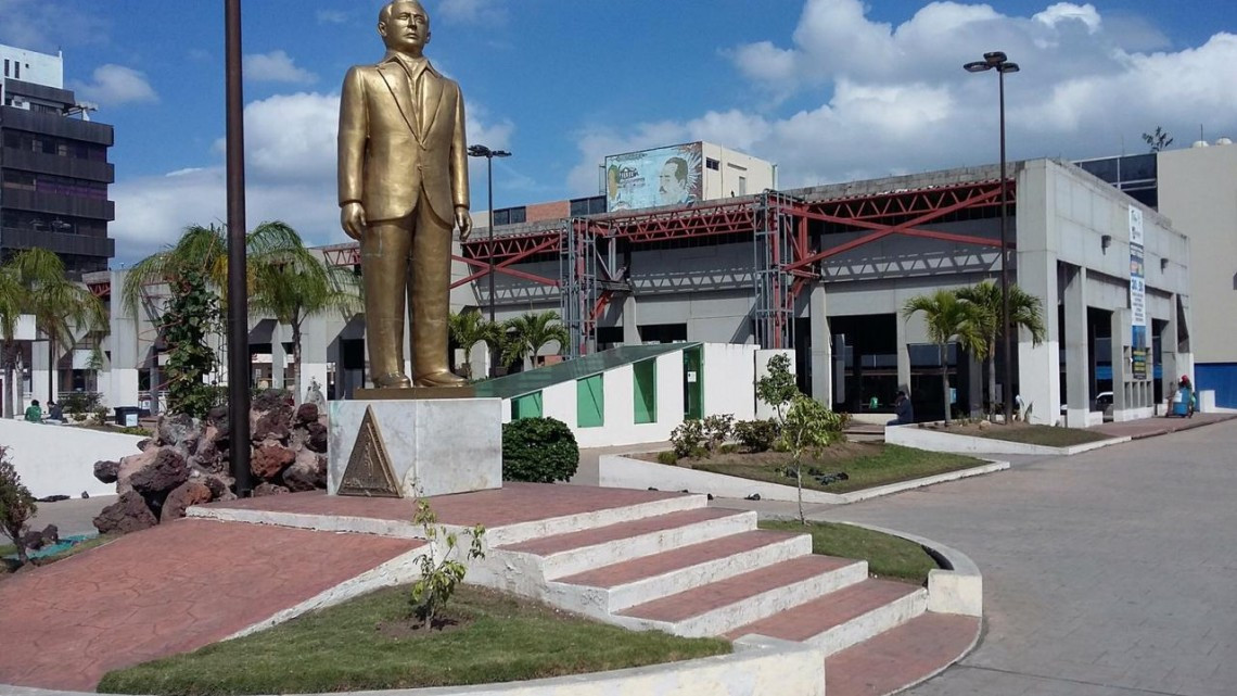 Devuelven su identidad a plaza Isauro Alfaro Otero