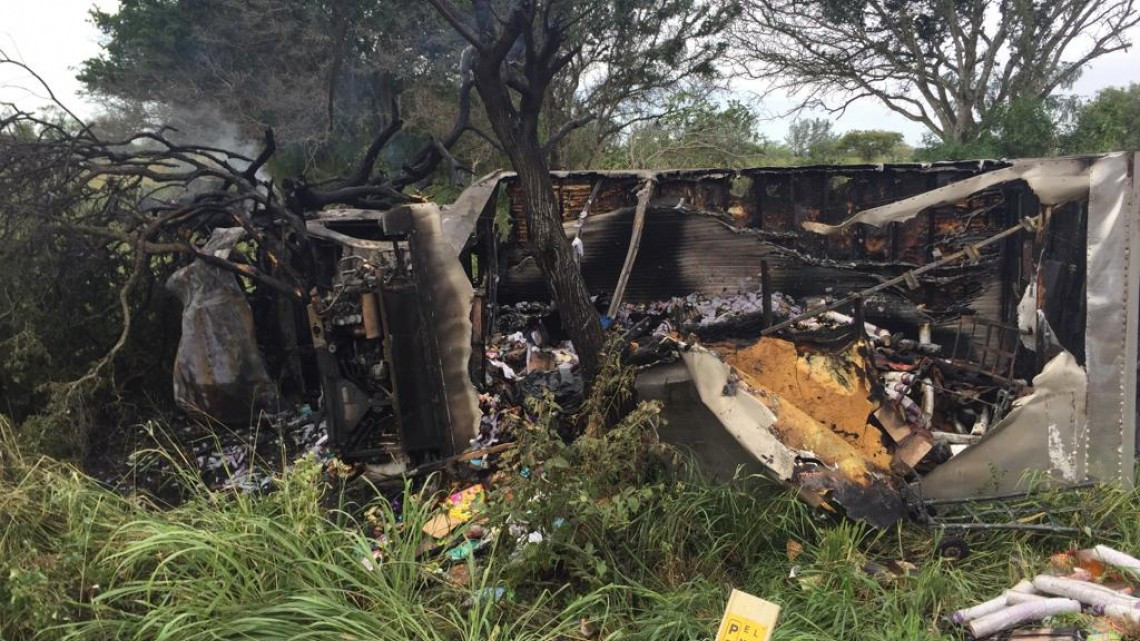 Joven conductor salva la vida milagrosamente