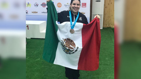 Gana bronce Alejandra Zavala