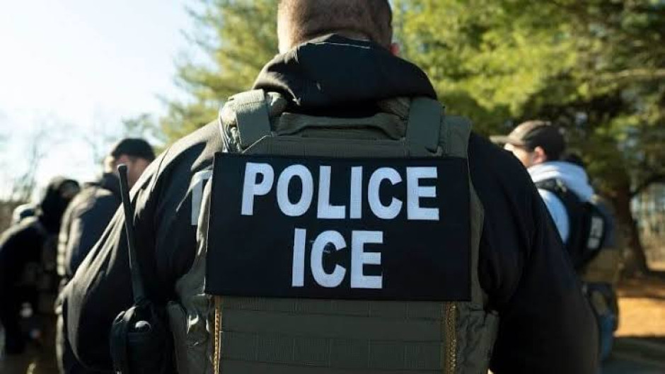ICE lanza ofensiva contra empresas que contratan a inmigrantes indocumentados
