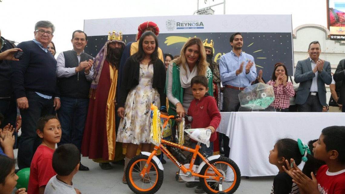 Comparten más de 3 mil personas Rosca de Reyes 2018