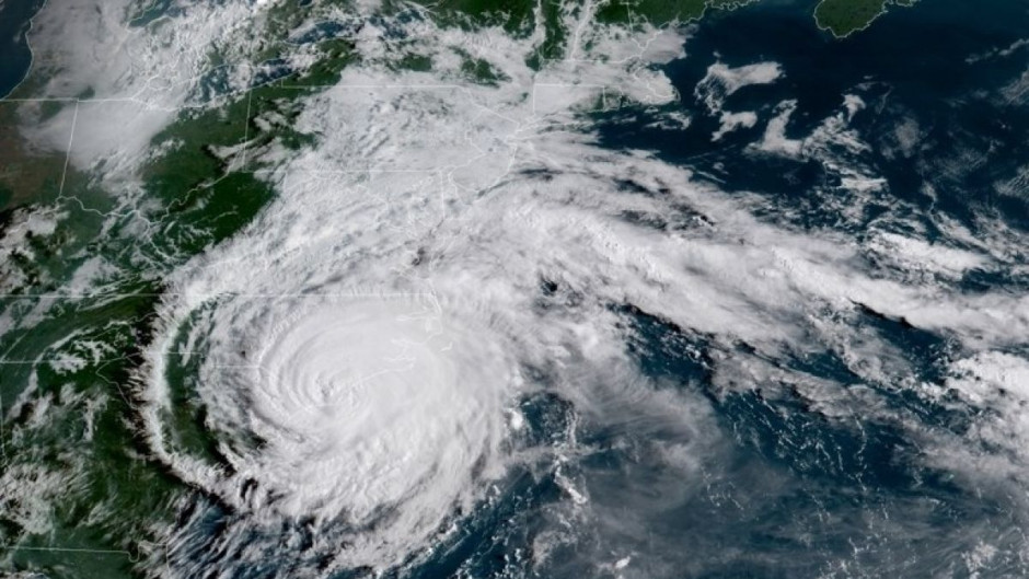 Florida declara estado de emergencia por huracán "Michael"