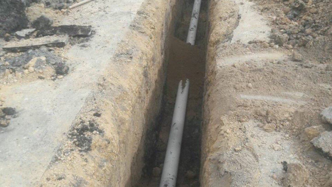 Comapa realiza instalación de tuvo PVC