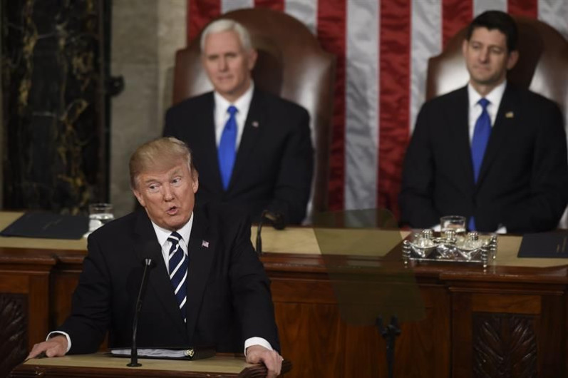 Trump cambia en su discurso su enfoque divisivo a uno negociador 