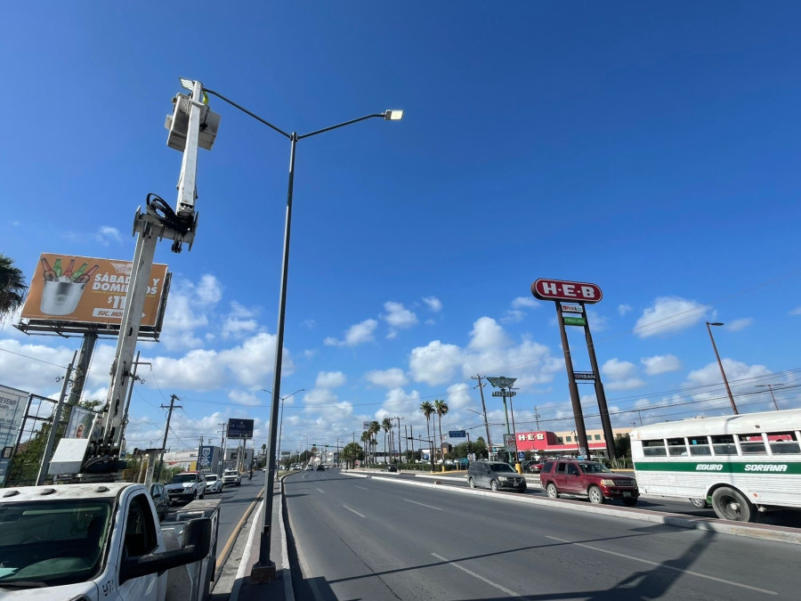 Rehabilita Gobierno de Carlos Peña Ortiz el alumbrado público de Reynosa