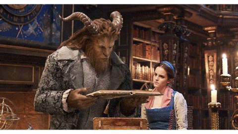 La bella y la bestia lanza su último trailer musicalizado por Ariana Grande y John Legend