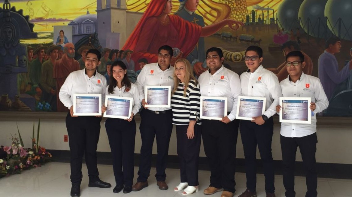 Estudiantes de la UPALT destacan en campeonato mundial de robótica