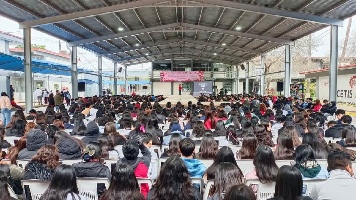 Impulsa Gobierno de Carlos Peña Ortiz prevención de la violencia contra la mujer