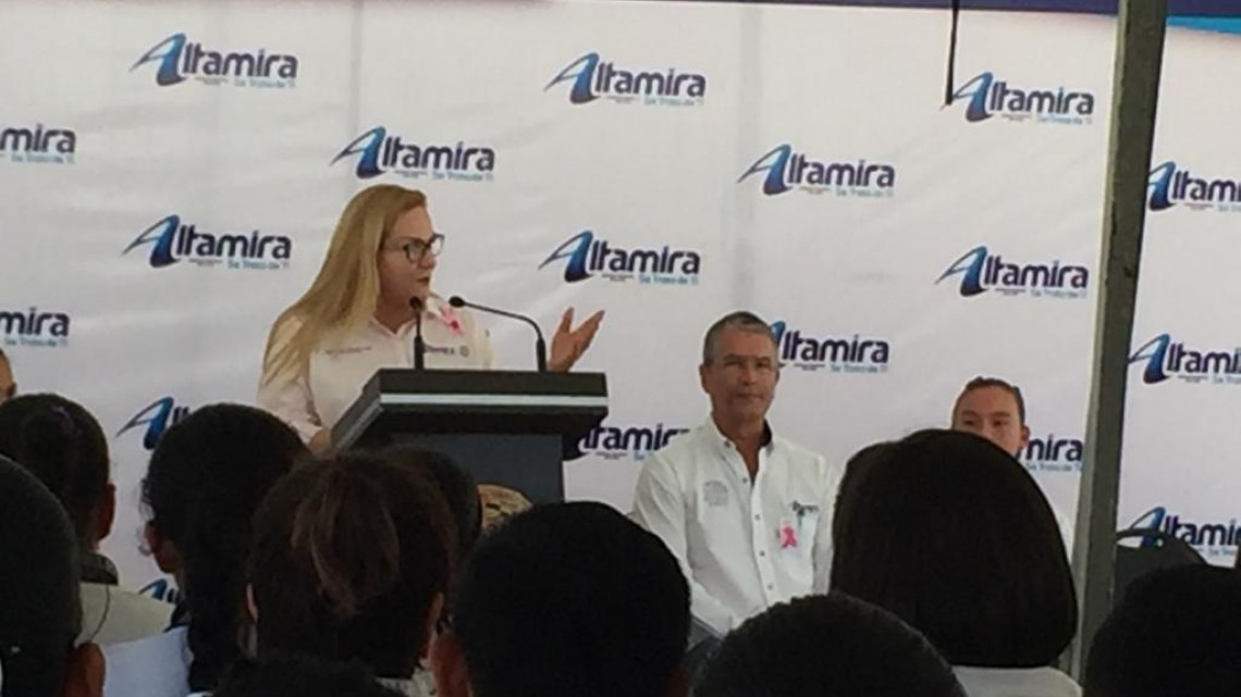 Mejoras en infraestructura urbana y apoyo a la educación llevan al sector rural