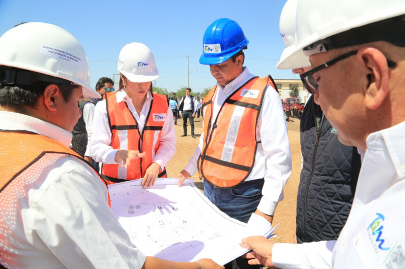 Supervisa gobernador y anuncia infraestructura social