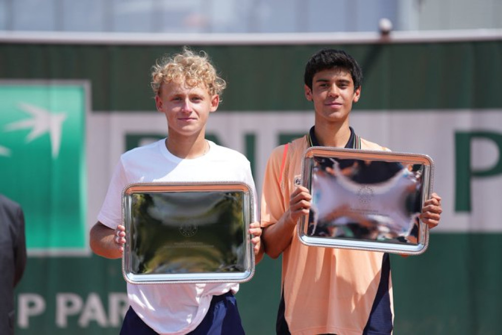 Mexicano Rodrigo Pacheco, campeón en dobles junior de Roland Garros