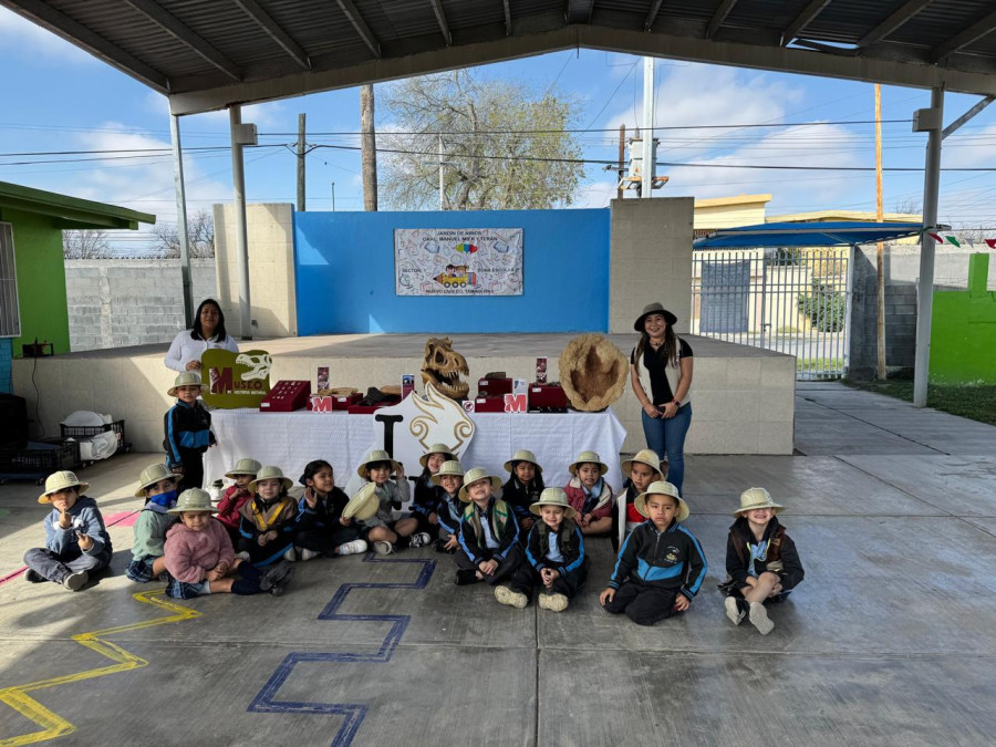 Más de 110 pequeños exploradores disfrutan de ‘Un museo en tu escuela’