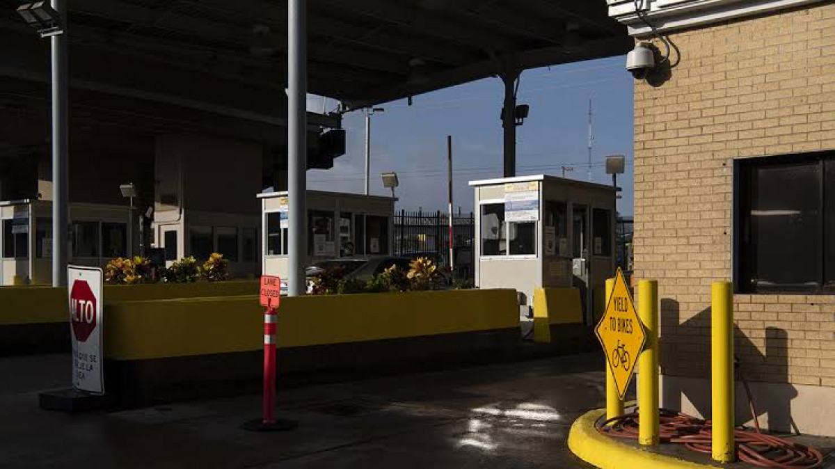 Puentes internacionales reabiertos después de controlar fuga de gas en Brownsville Texas