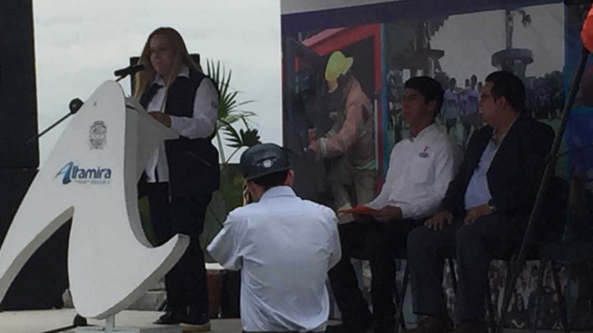 Universitarios participan de las jornadas estudiantiles