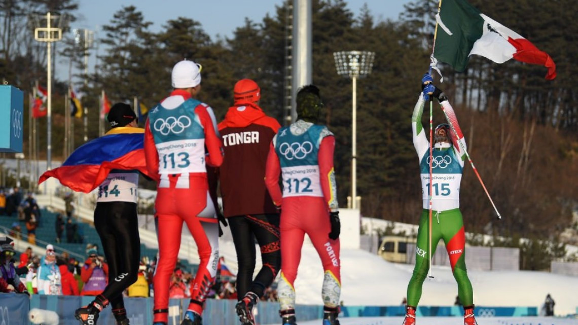Esquiador de McAllen muestra orgullo de raíces mexicanas 