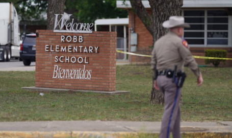 Policía de TX abre investigación interna sobre respuesta al tiroteo en escuela de Uvalde