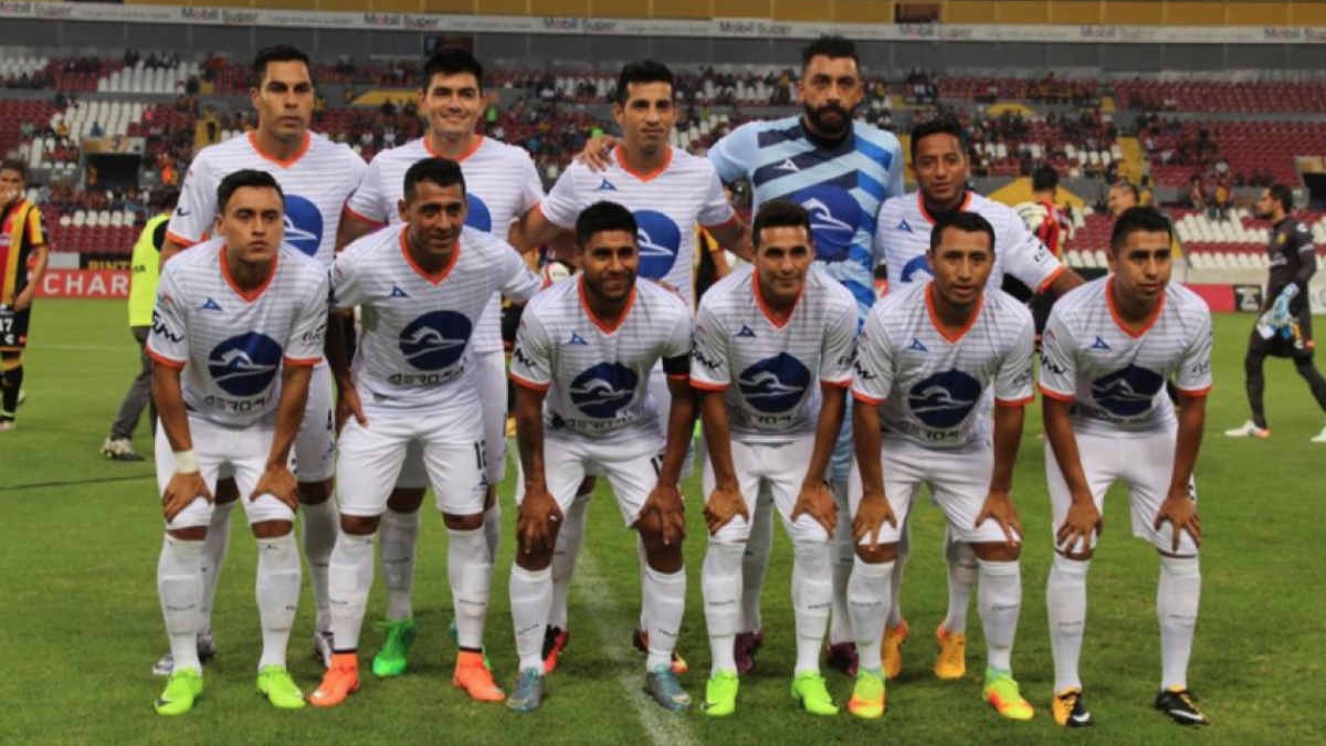 Leones Negros son domados por Correcaminos 