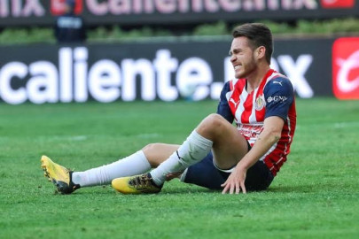 Confirman fractura de peroné del "Canelo" Angulo