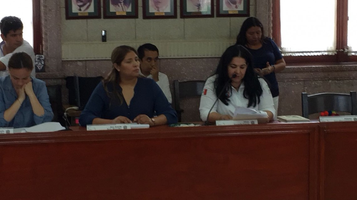 Presea Lauro Aguirre es para la profesora Liliana Hinojosa