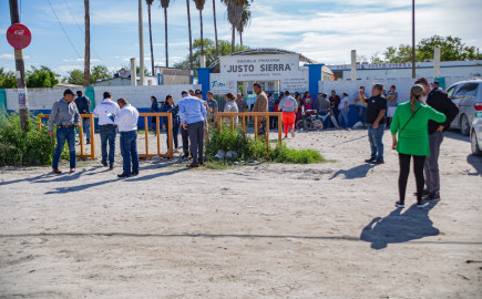  Por intervención de Gobierno de Matamoros, madres de familia levantan bloqueo en carretera de entrada a la ciudad