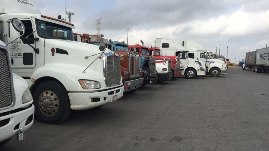 Transportistas se manifiestan en Altamira
