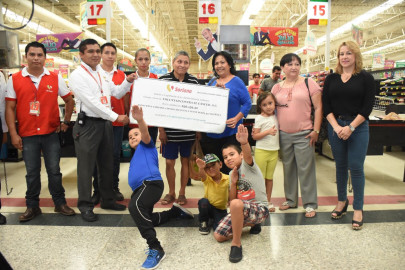 Recibe Voluntad contra el Cáncer donativo por redondeo