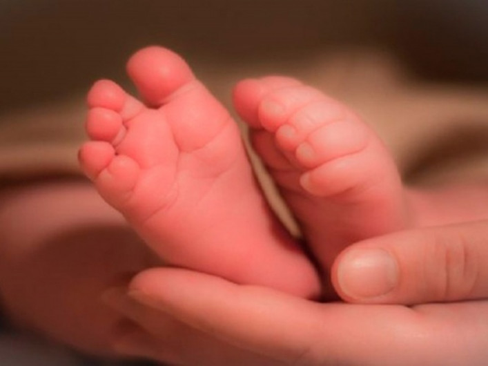 Nace primer bebé de la Caravana Migrantes en EU