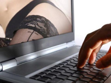 Condenan a madre que prostituía a su hija menor por internet en Alemania