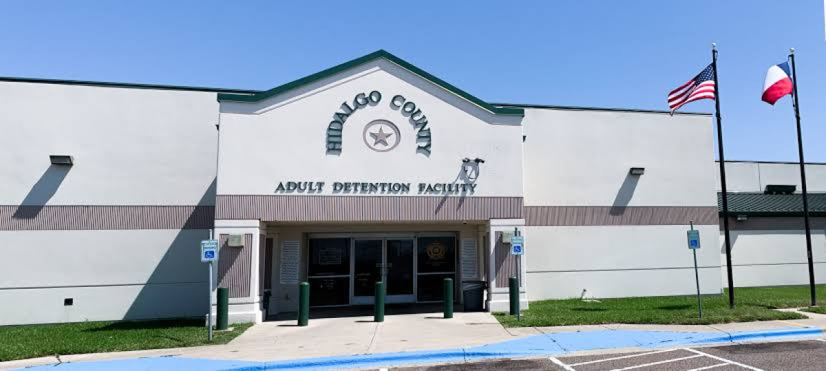 Reanudarán visitas en cárceles tras bajar casos de COVID-19