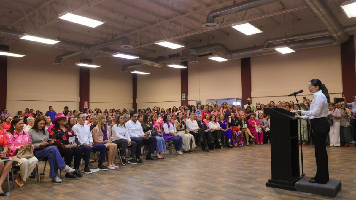 Celebran mujeres Asamblea ‘Voces por la Igualdad y Contra las Violencias’