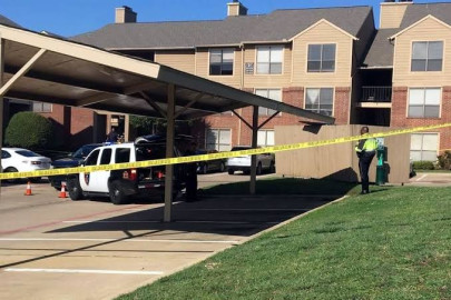 Encuentran a pareja muerta en complejo de apartamentos de Plano