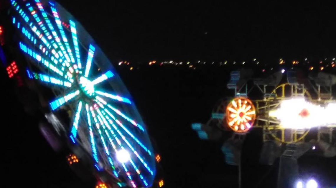 Permanecerán una semana más juegos mecánicos en Parque Cultural