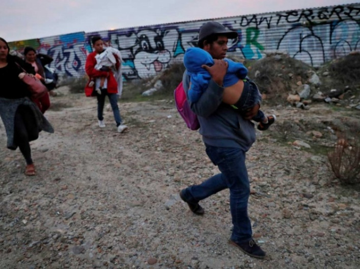  Si no separas, MUCHA más gente vendrá: Trump