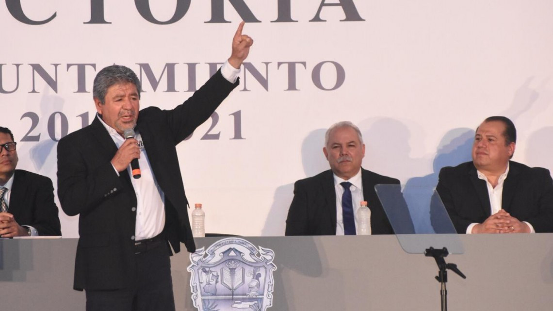 Rinde “Xico” protesta como alcalde de Victoria 