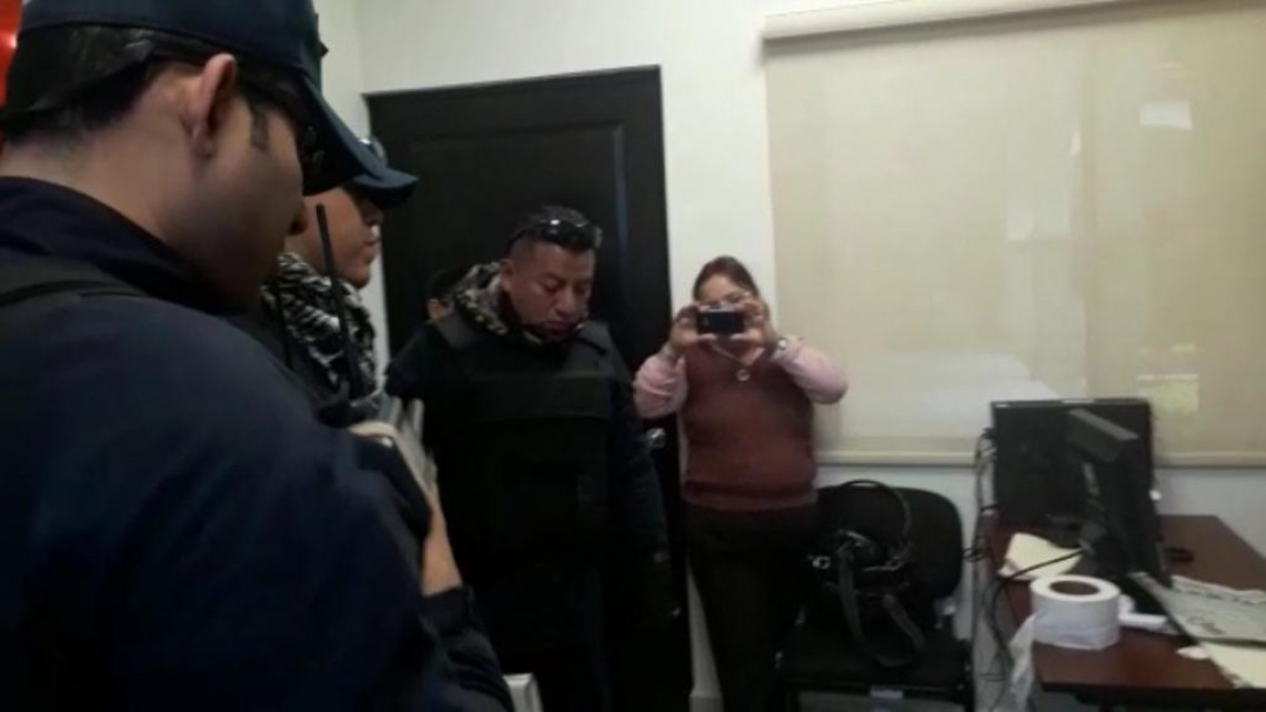 Animal muerto genera alarma entre empleados de la presidencia municipal