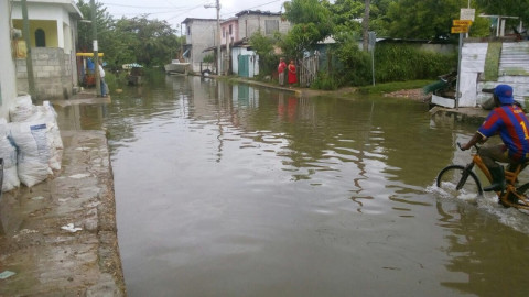 Marina lista para evacuar a familias con riesgo a inundarse
