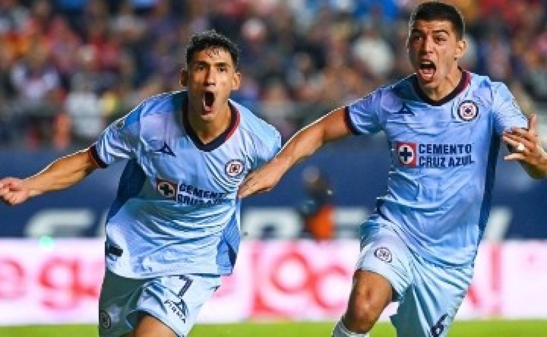 Cruz Azul vence 2-1 al líder Atlético San Luis