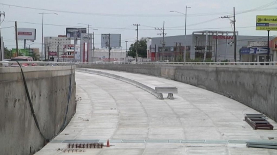 Paso deprimido apunto de abrirse a la circulación vehicular