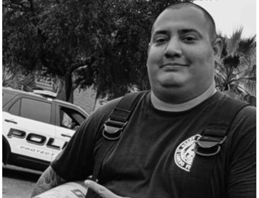 Muere bombero de Laredo Texas en accidente vial 