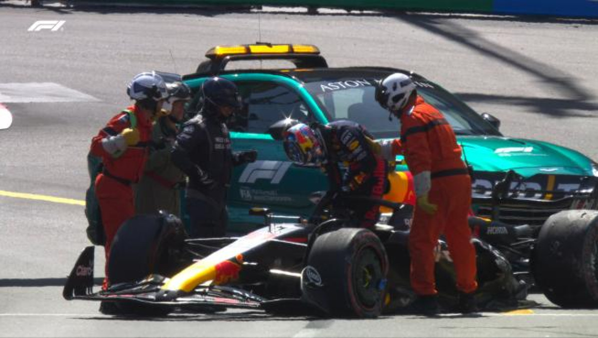 Checo Pérez sufre un fuerte accidente y abandona la clasificación en Mónaco