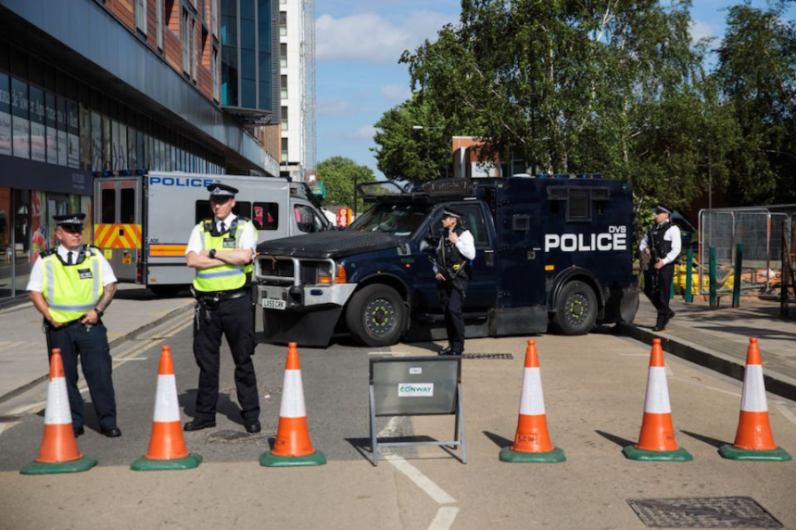Disminuye Reino Unido máxima alerta terrorista de crítica a severa