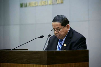 Diputados del PAN proponen retirar la pensión a ex gobernadores