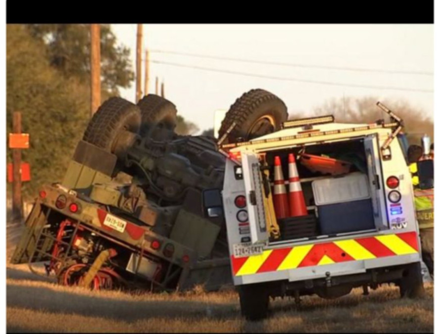 Bomberos de Edinburg sufren accidente automovilístico