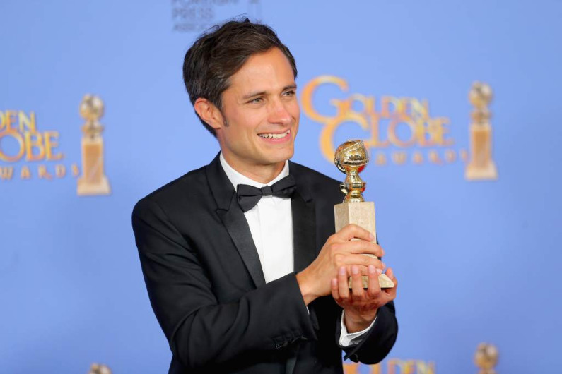 Gael García inicia rodaje de “Aquí en la Tierra”