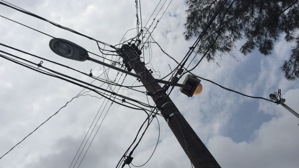 Constantes apagones genera inconformidad contra la CFE