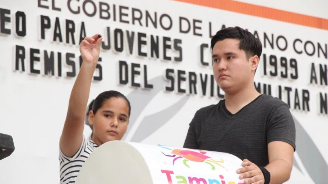Realizan sorteo del Servicio Militar Nacional