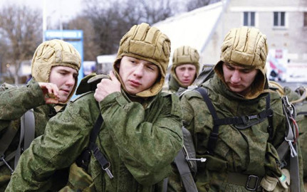 Ejército de Irán listo a defender flota petrolera