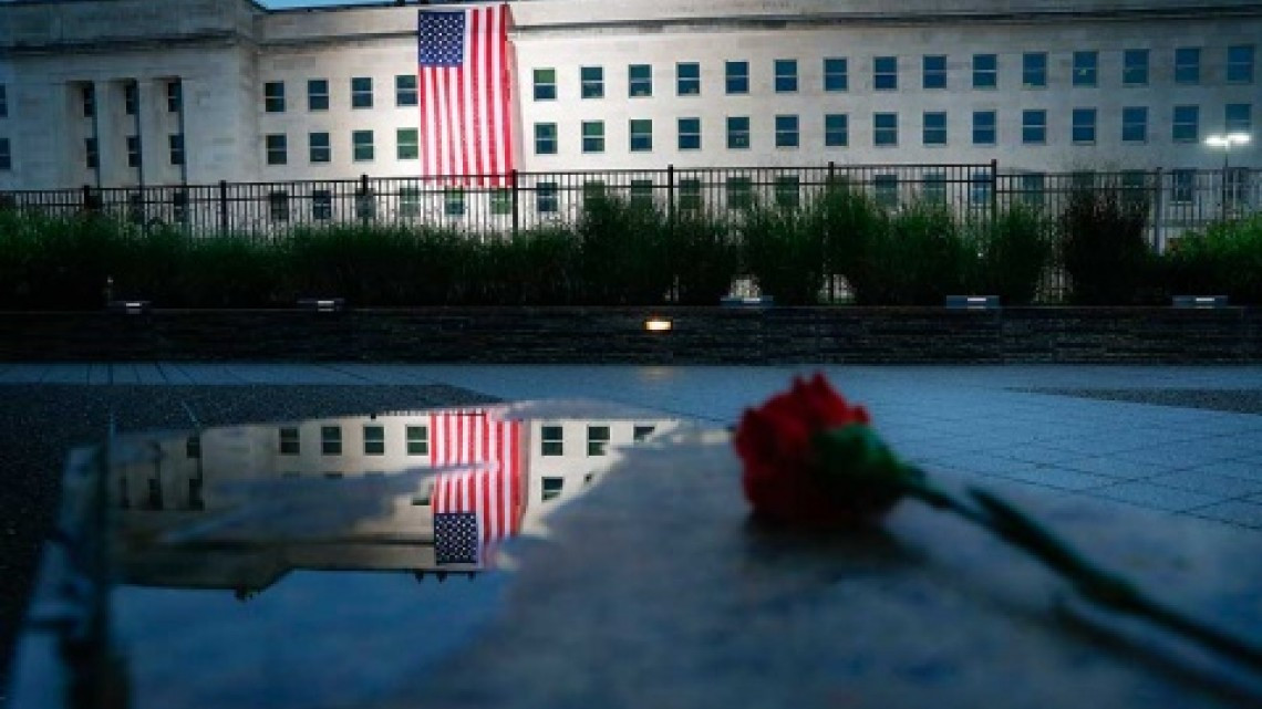 Rinden tributo a víctimas del 11-S en Nueva York
